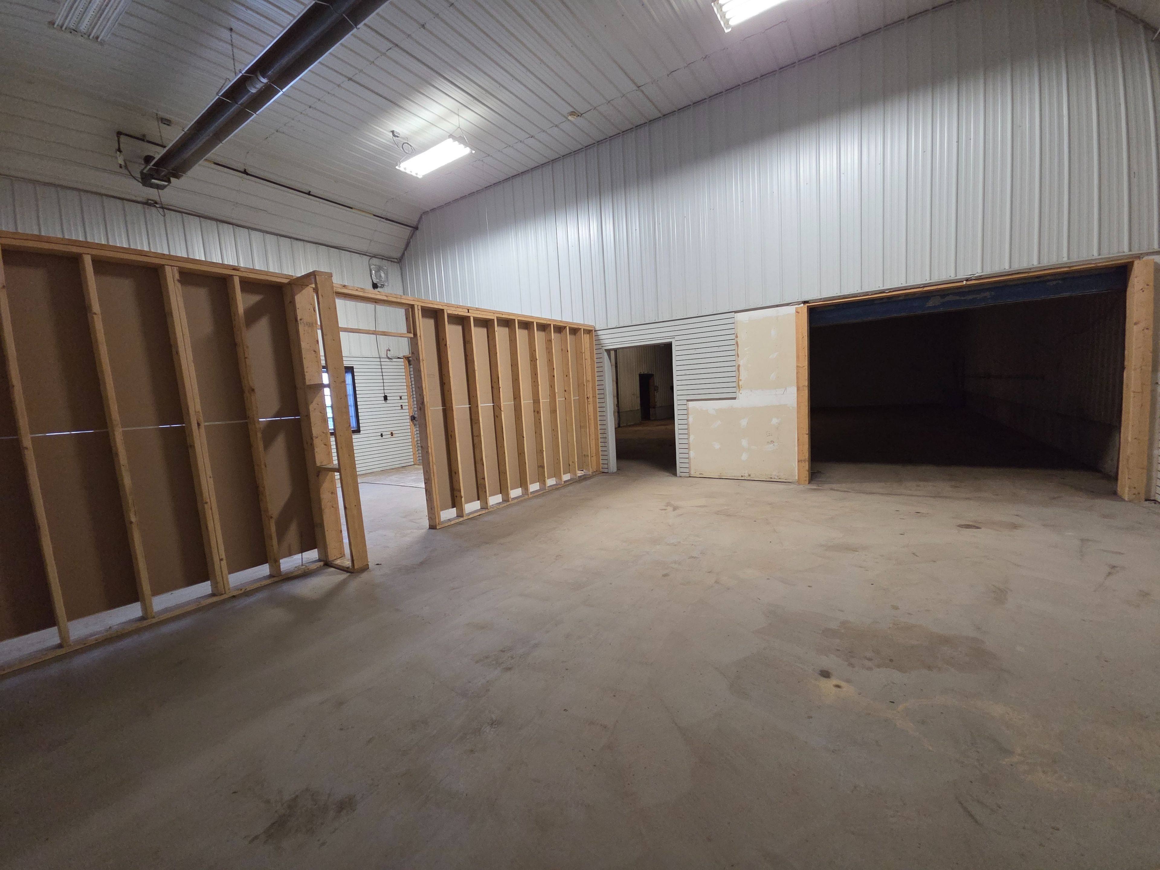 London South, ON N6L 1K2,1875 Wharncliffe RD #B-121b