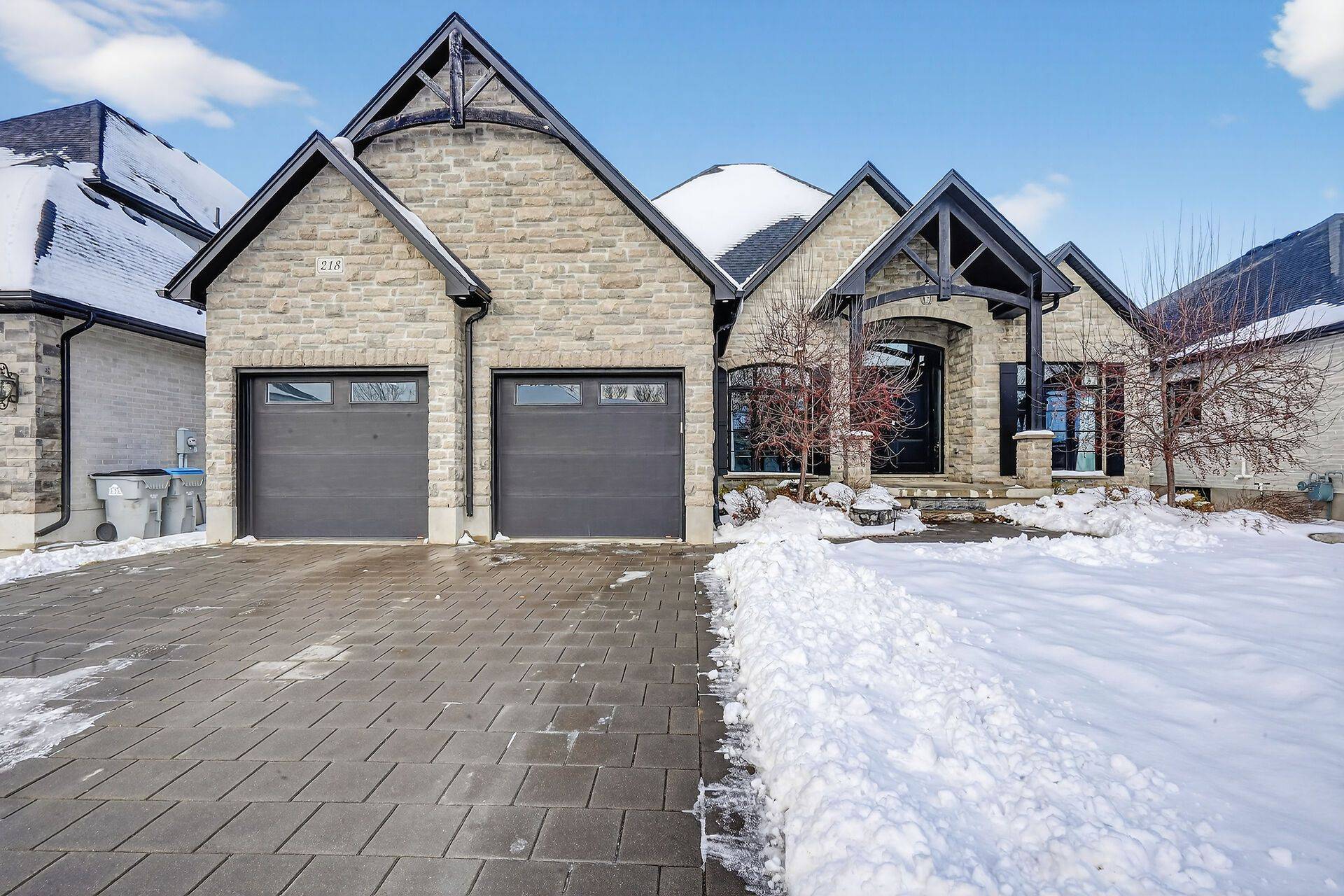 Middlesex Centre, ON N0L 1R0,9861 GLENDON DR #218