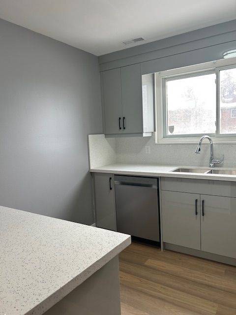 Guelph, ON N1H 3T4,201 Silvercreek Pkwy N #29