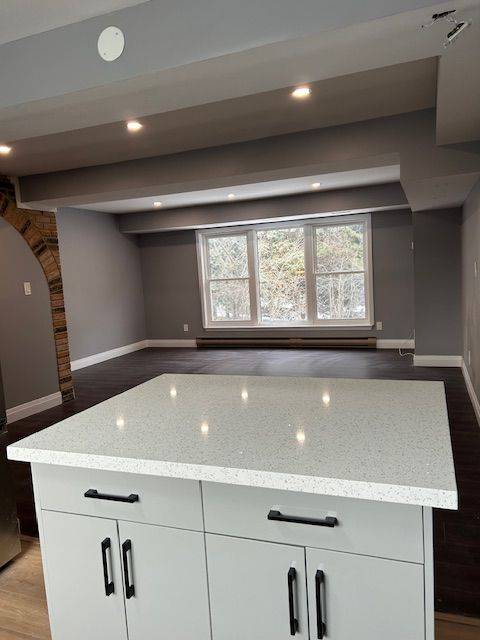 Guelph, ON N1H 3T4,201 Silvercreek Pkwy N #29