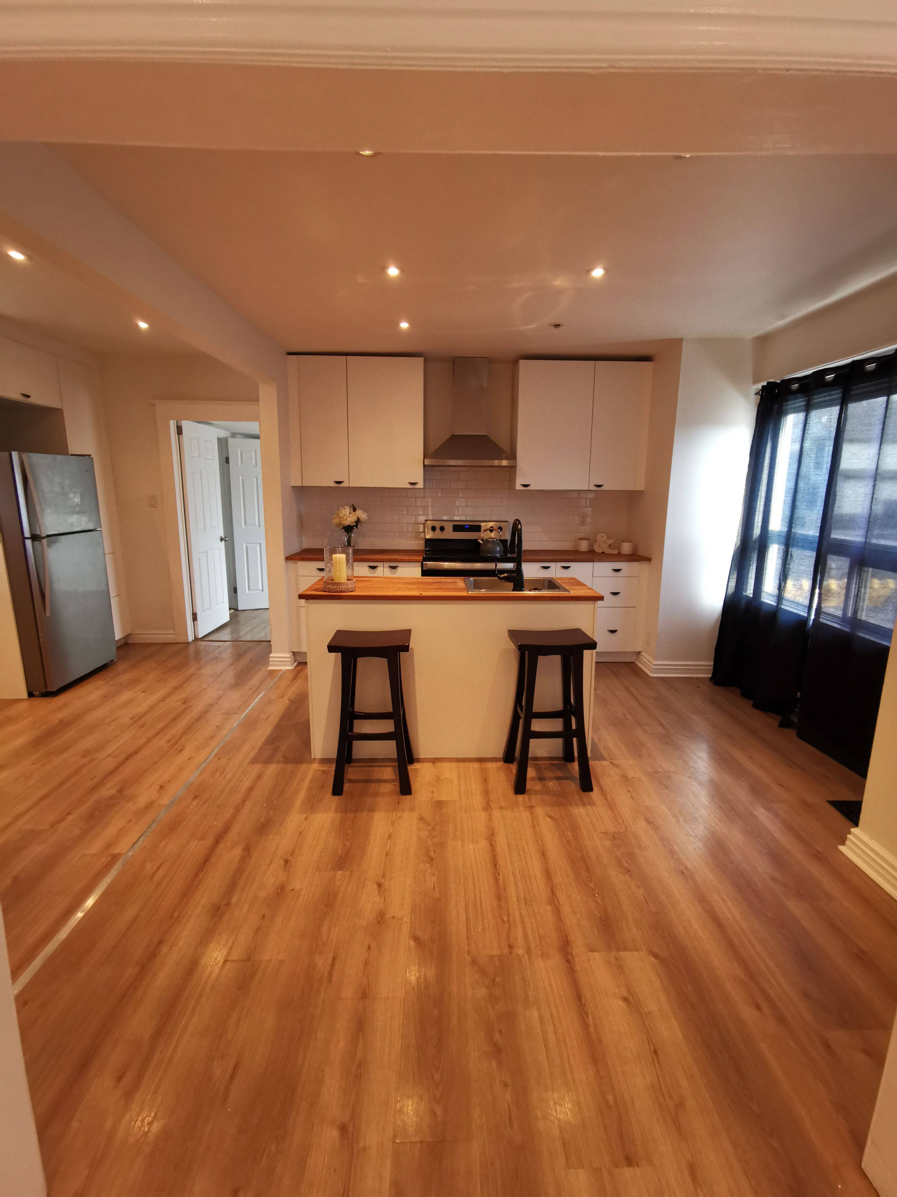 Welland, ON L3B 2C8,68 Duncan ST