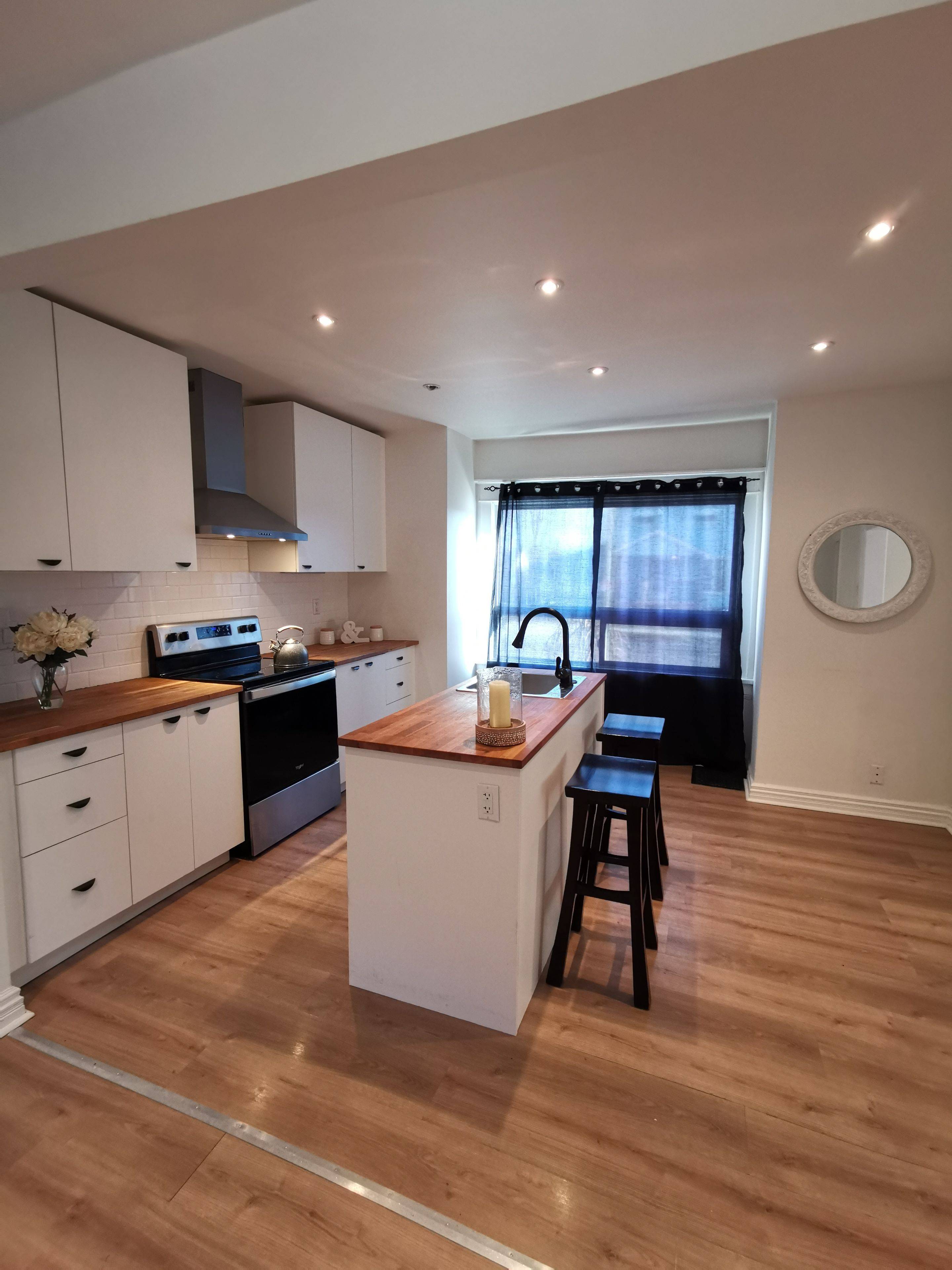 Welland, ON L3B 2C8,68 Duncan ST