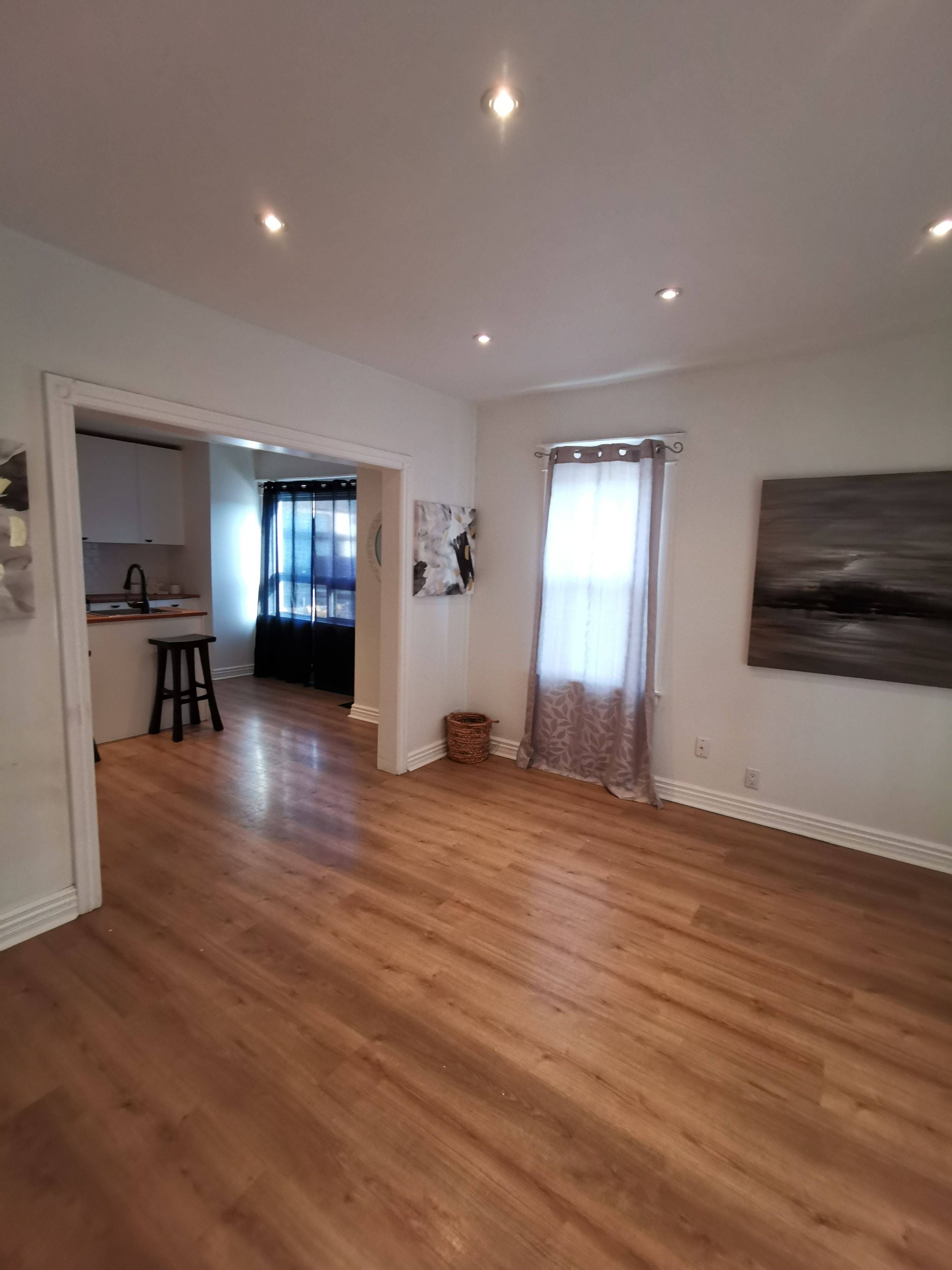 Welland, ON L3B 2C8,68 Duncan ST