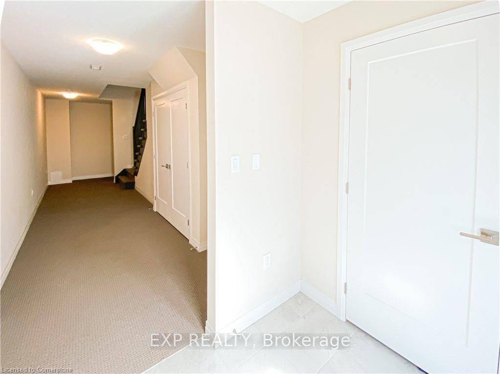 Hamilton, ON L9G 0H2,6 Ritchie LN