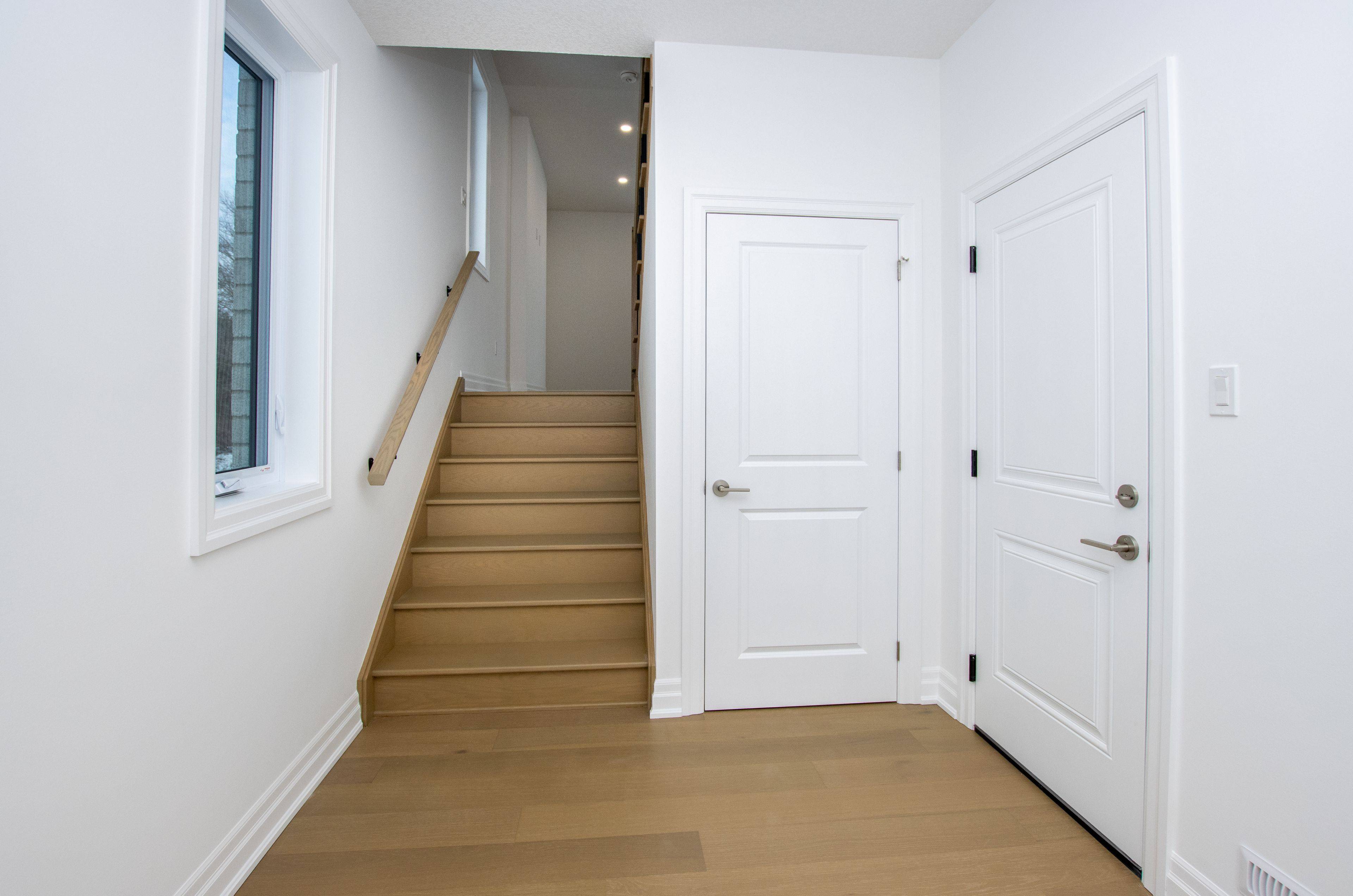 Strathroy-caradoc, ON N0L 1W0,536 REGENT ST