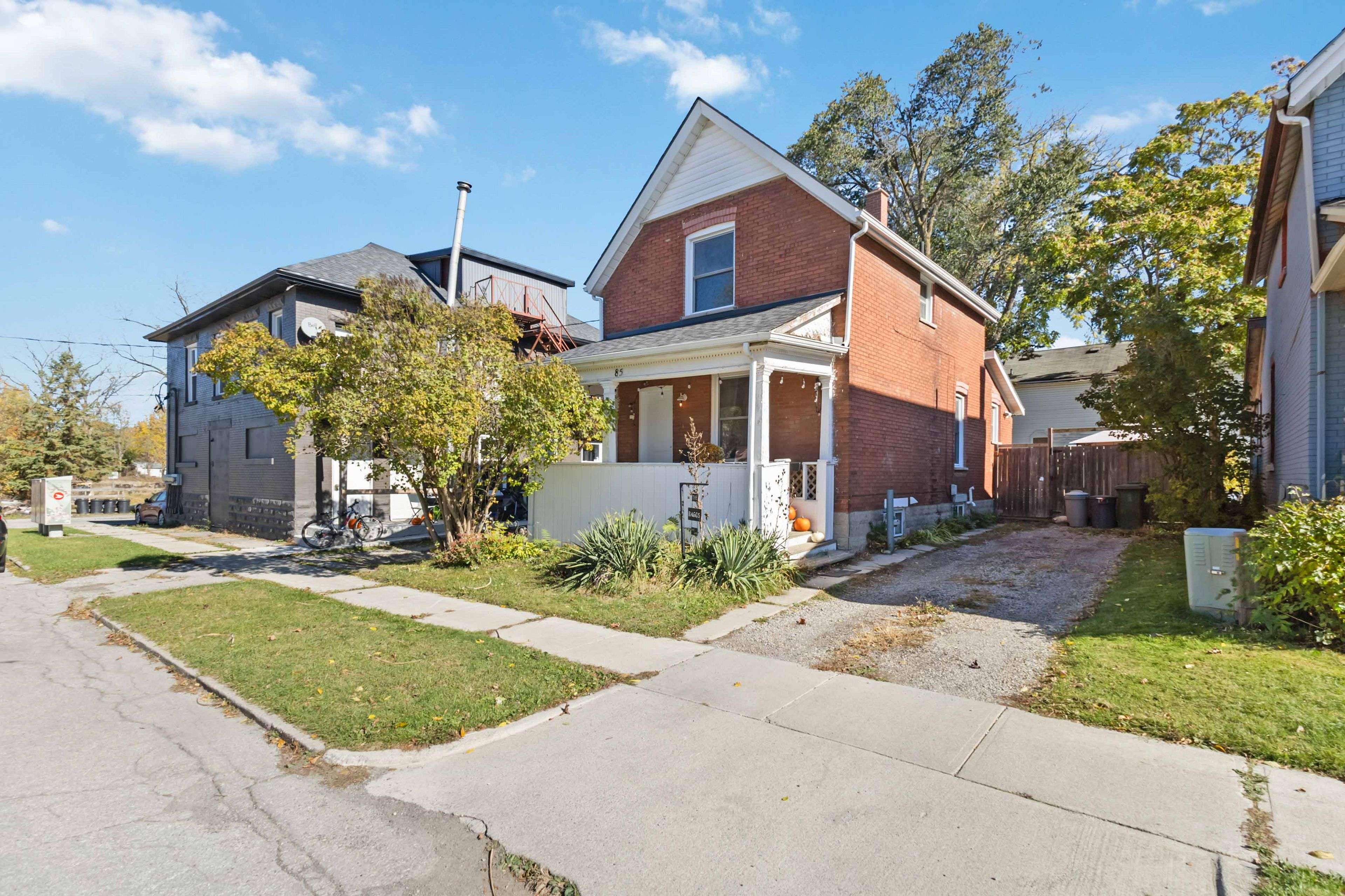 St. Thomas, ON N5P 2W4,85 St Catharine ST