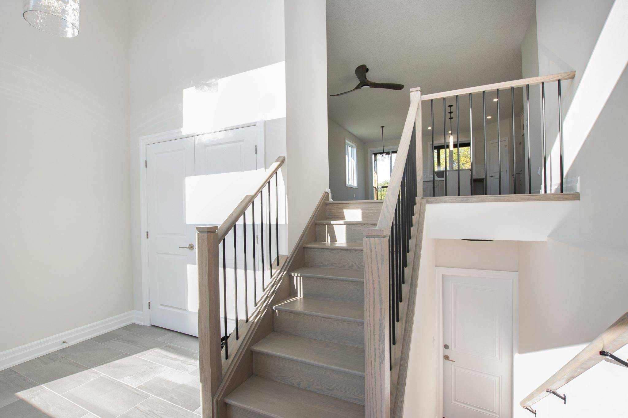 Strathroy-caradoc, ON N0L 1W0,534 REGENT ST