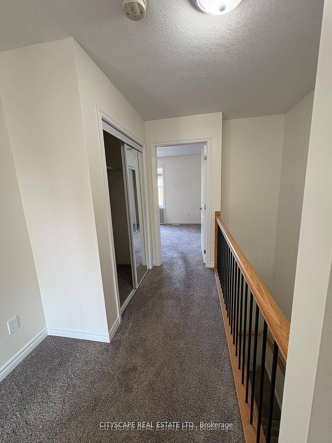 Norwich, ON N0J 1P0,10 Dufferin ST #18