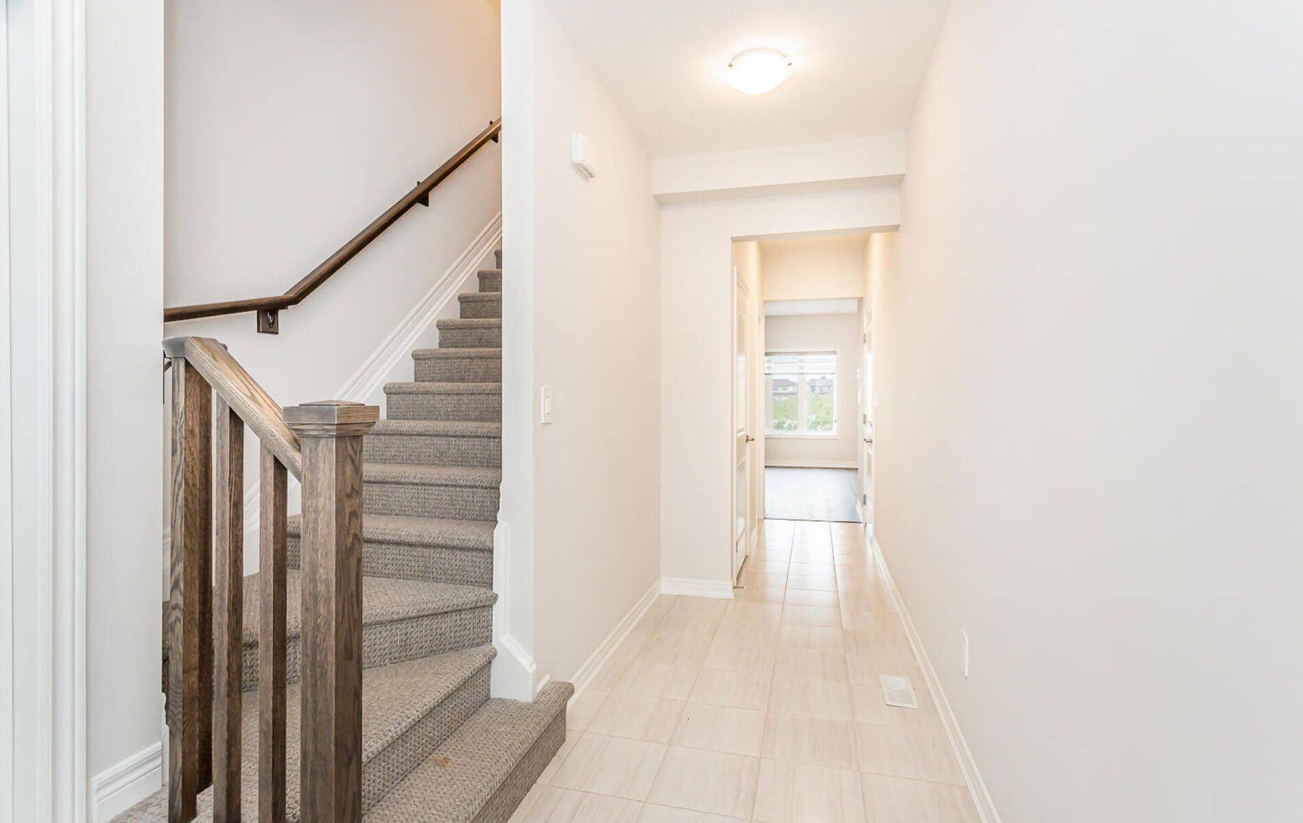 Welland, ON L3B 5N8,83 Sycamore ST