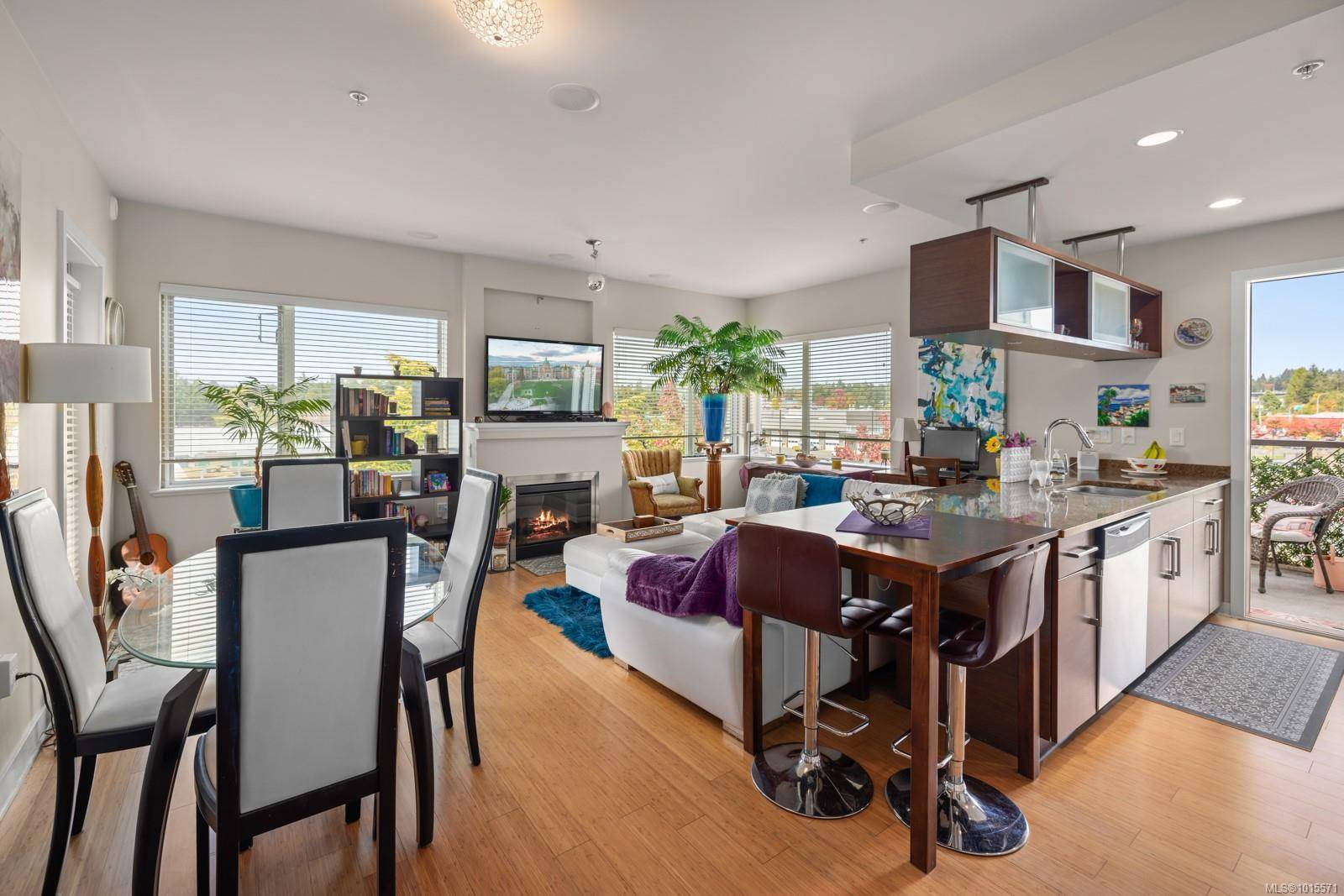 Saanich, BC V8Z 3E9,4394 West Saanich Rd #310