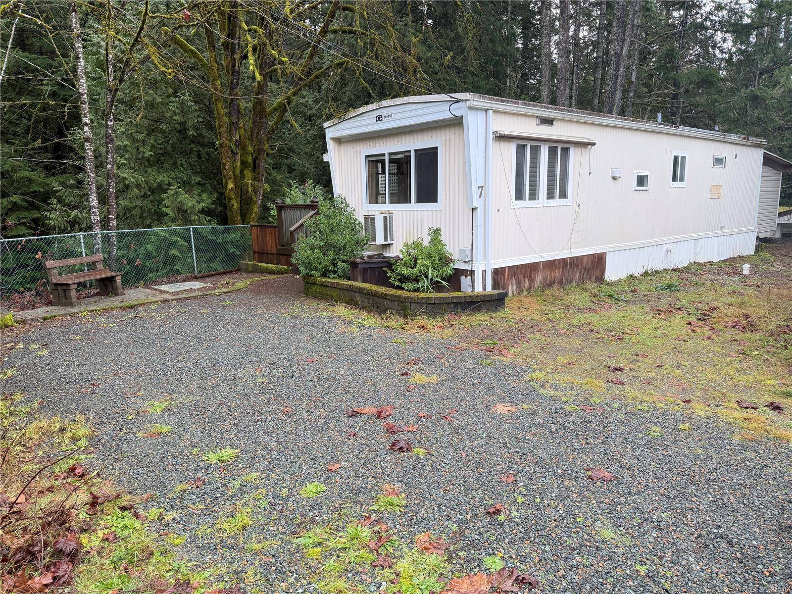 Port Alberni, BC V9Y 8G8,1655 Alberni Hwy #7