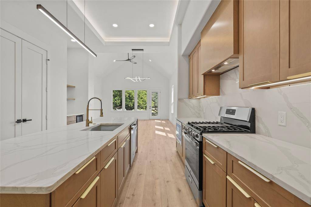 Dallas, TX 75208,848 W Canty Street