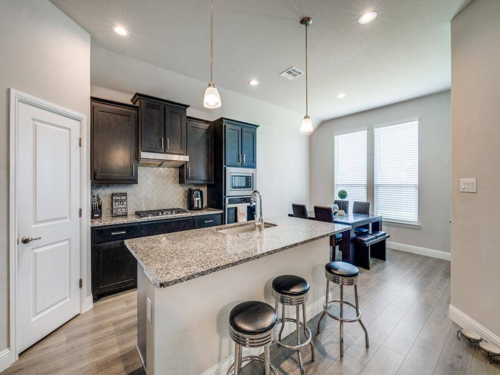 Grand Prairie, TX 76065,3460 April Breeze Trail