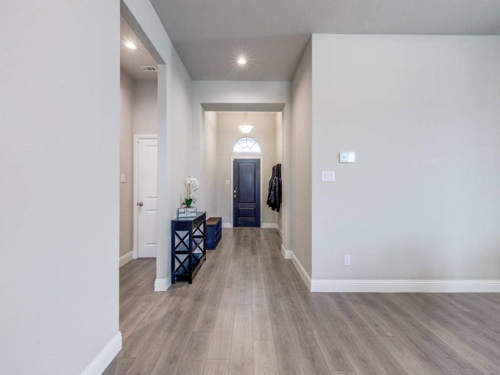 Grand Prairie, TX 76065,3460 April Breeze Trail