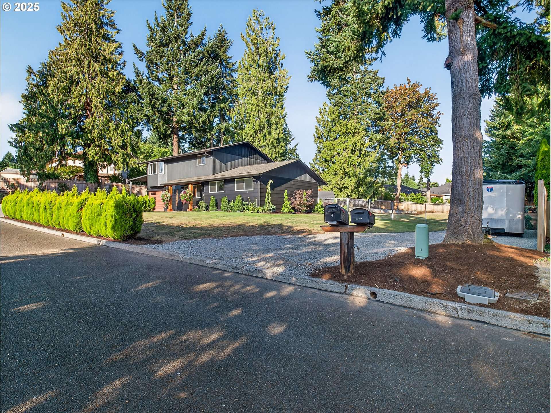 Oregon City, OR 97045,19751 FALCON DR