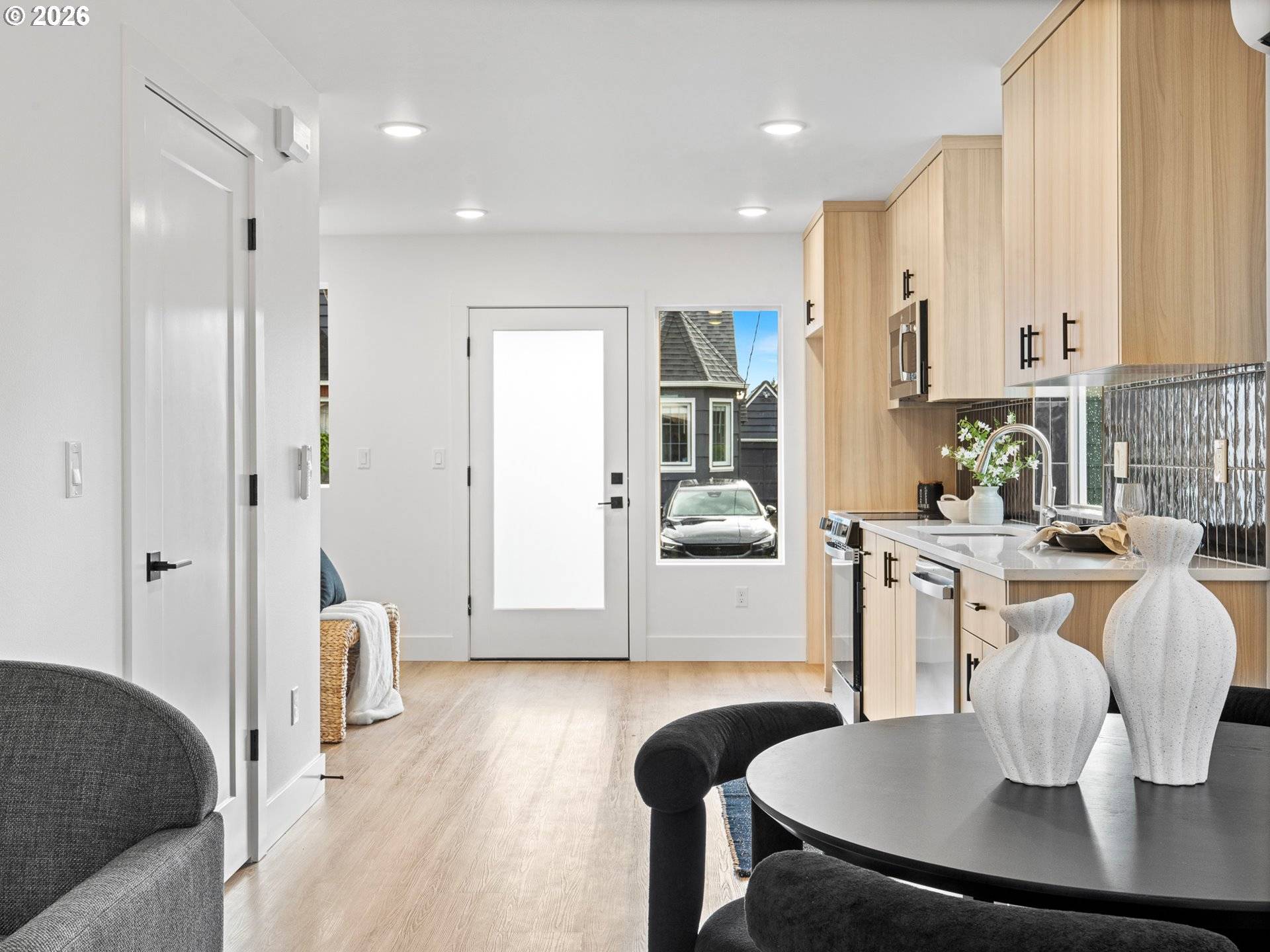 Portland, OR 97211,4206 NE 20th AVE #B