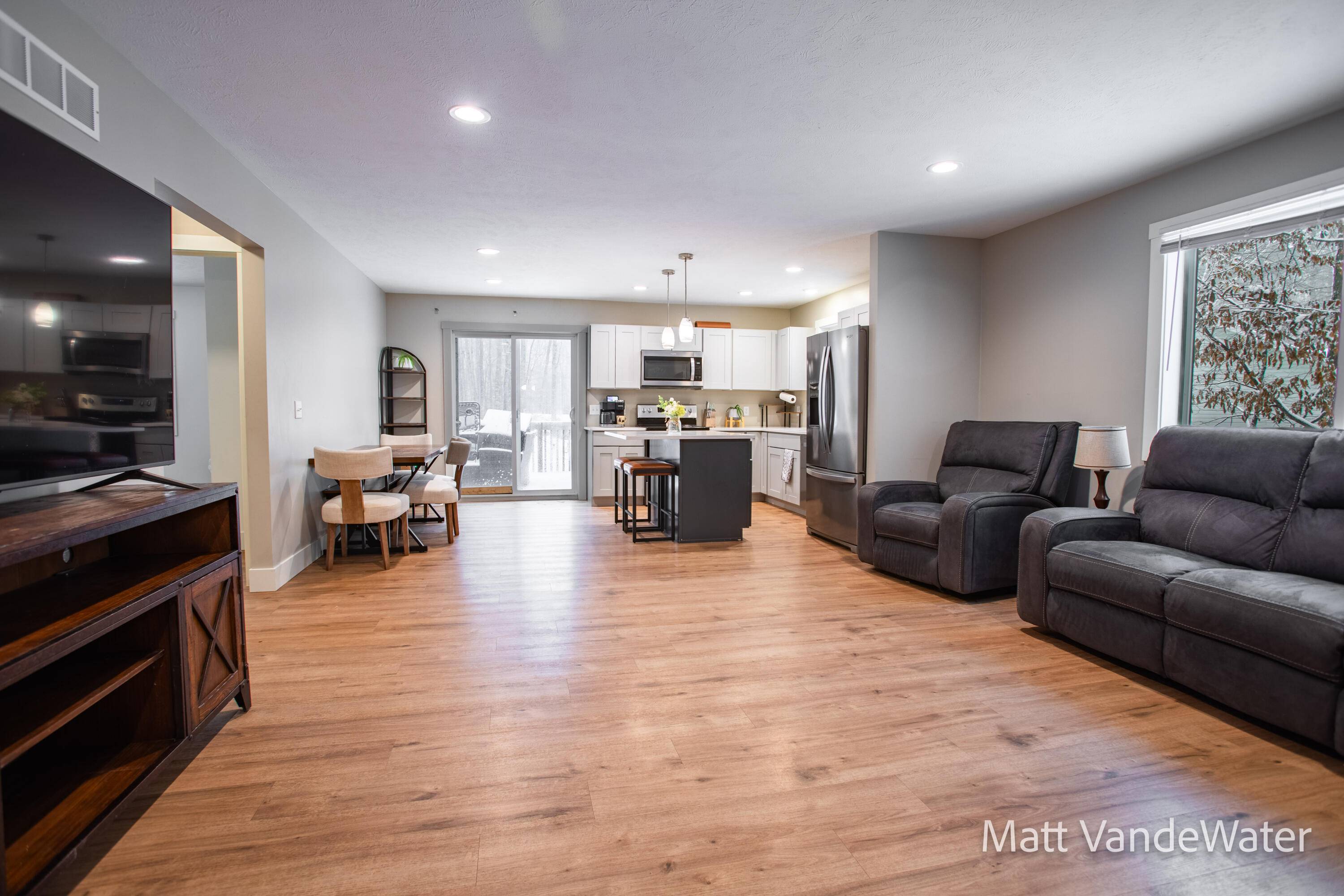 Newaygo, MI 49337,6771 E Four Seasons DR