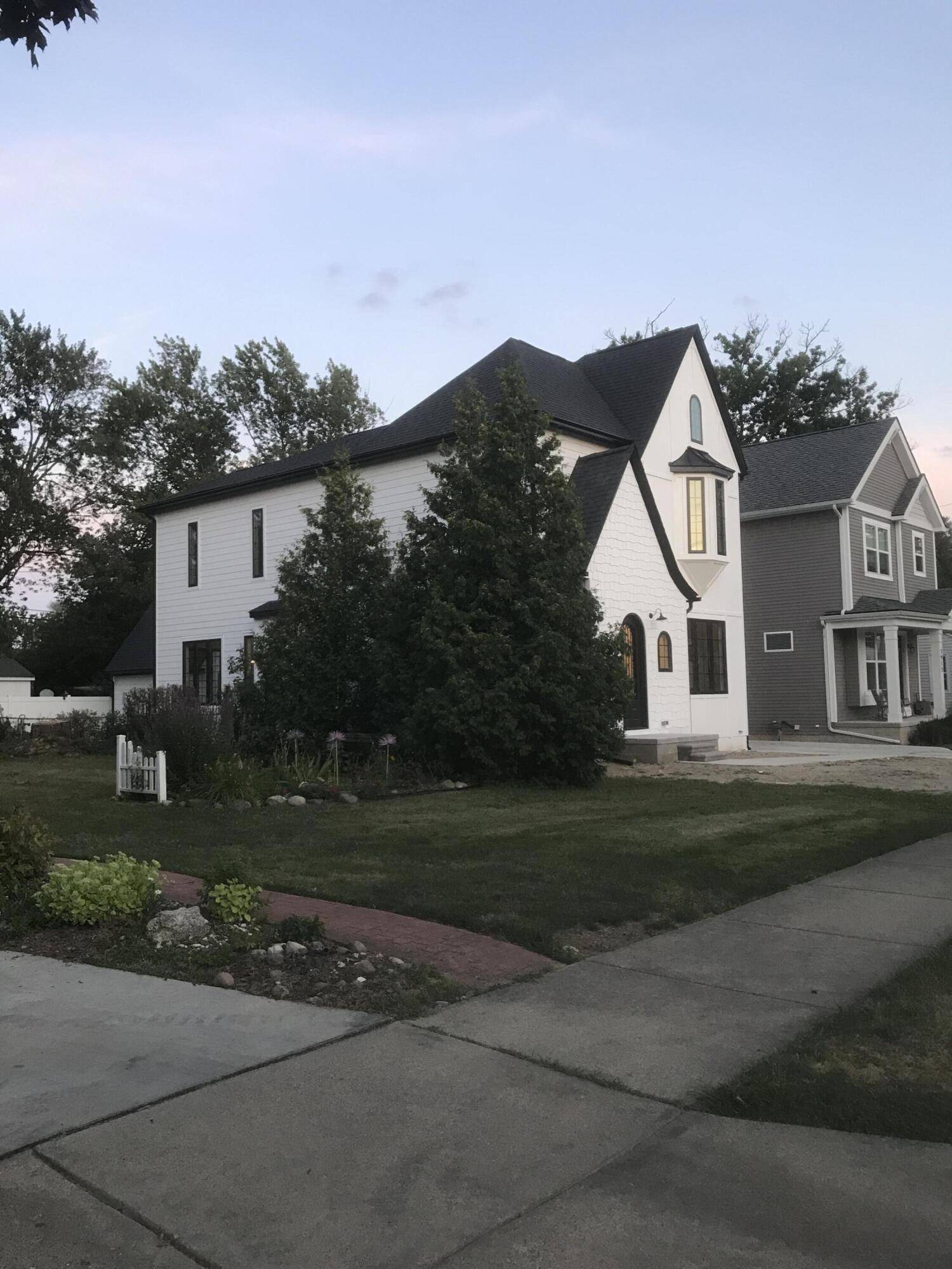 Waterford, MI 48329,3306 Indianview DR