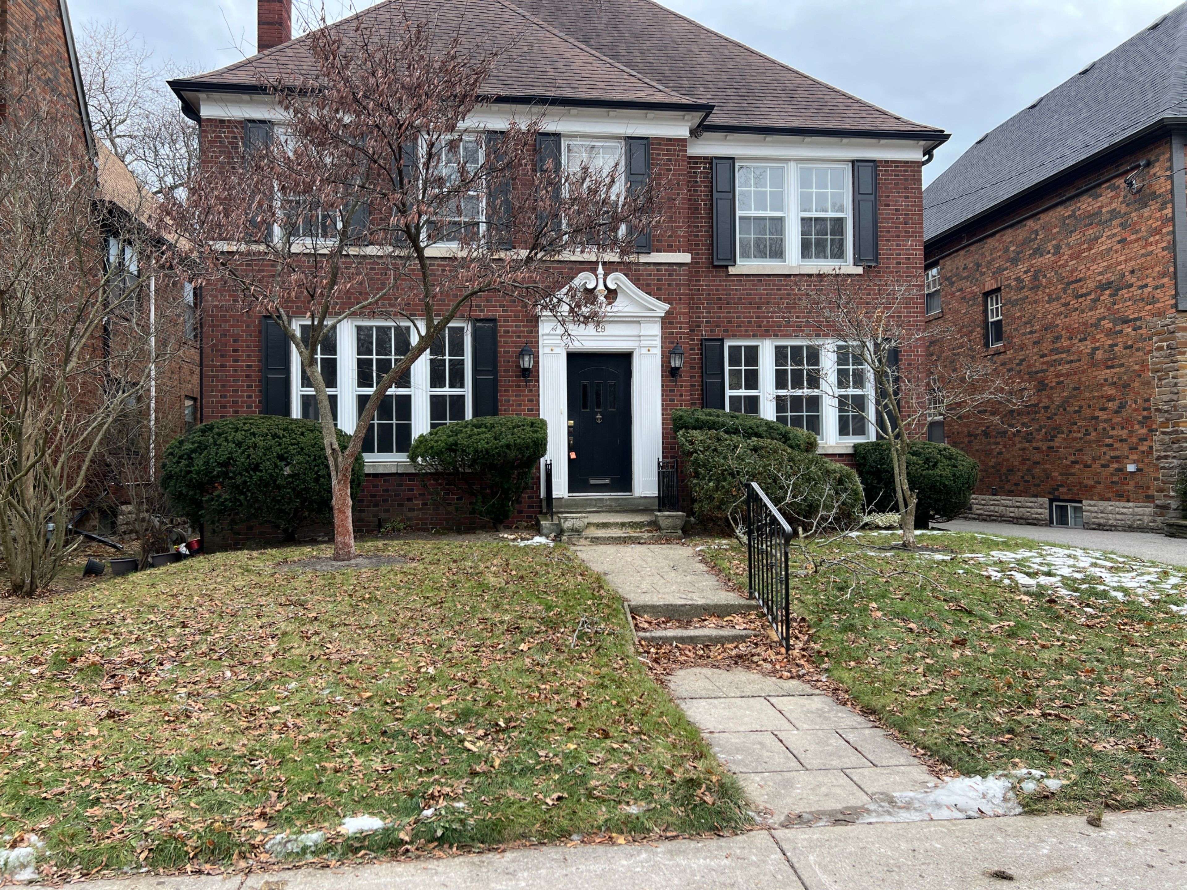 Toronto C09, ON M4W 2C5,29 Whitehall RD