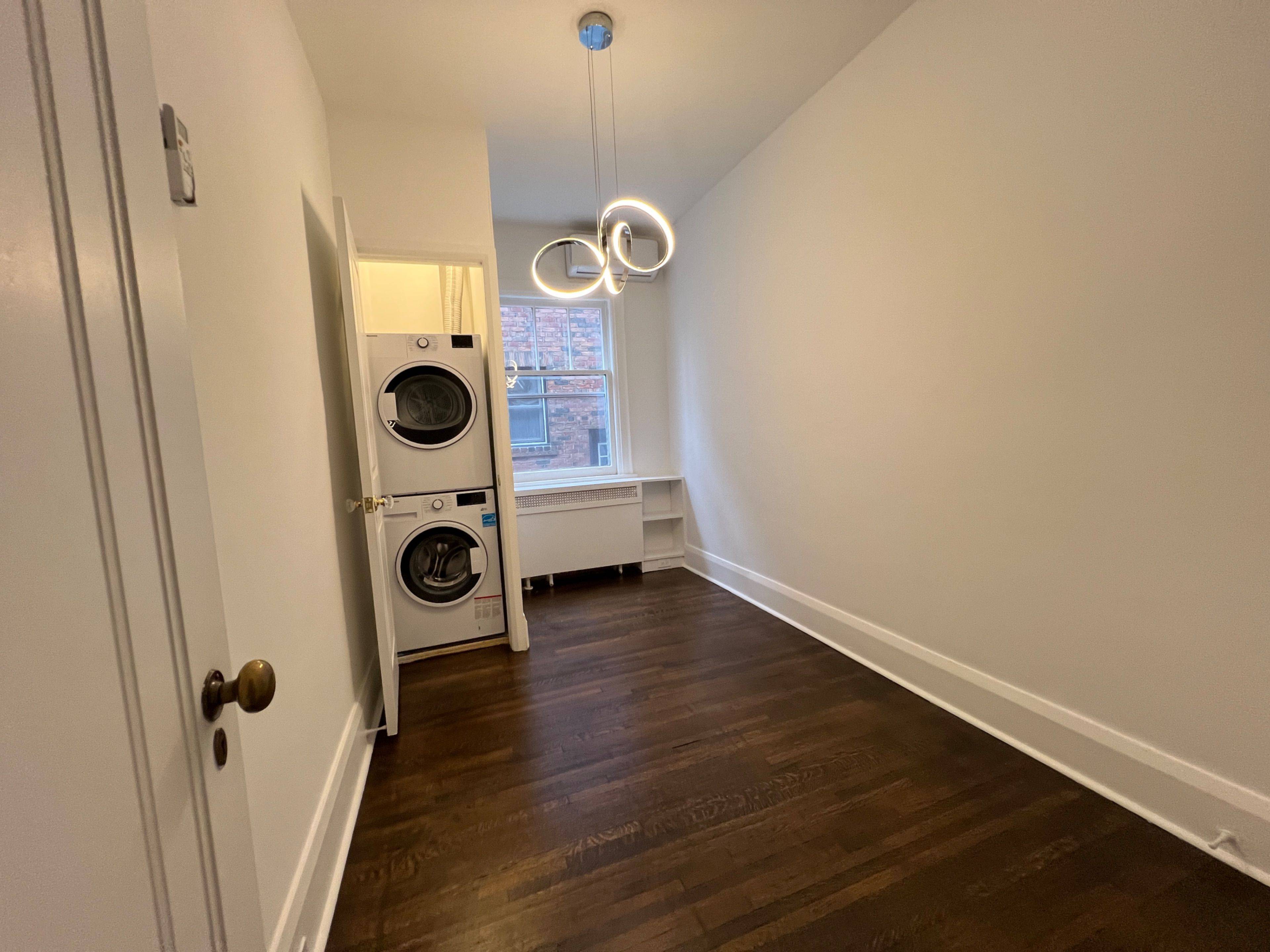 Toronto C09, ON M4W 2C5,29 Whitehall RD