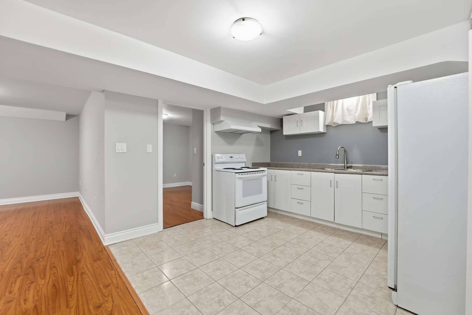 Pickering, ON L1X 0B1,1824 Parkhurst CRES #BSMT