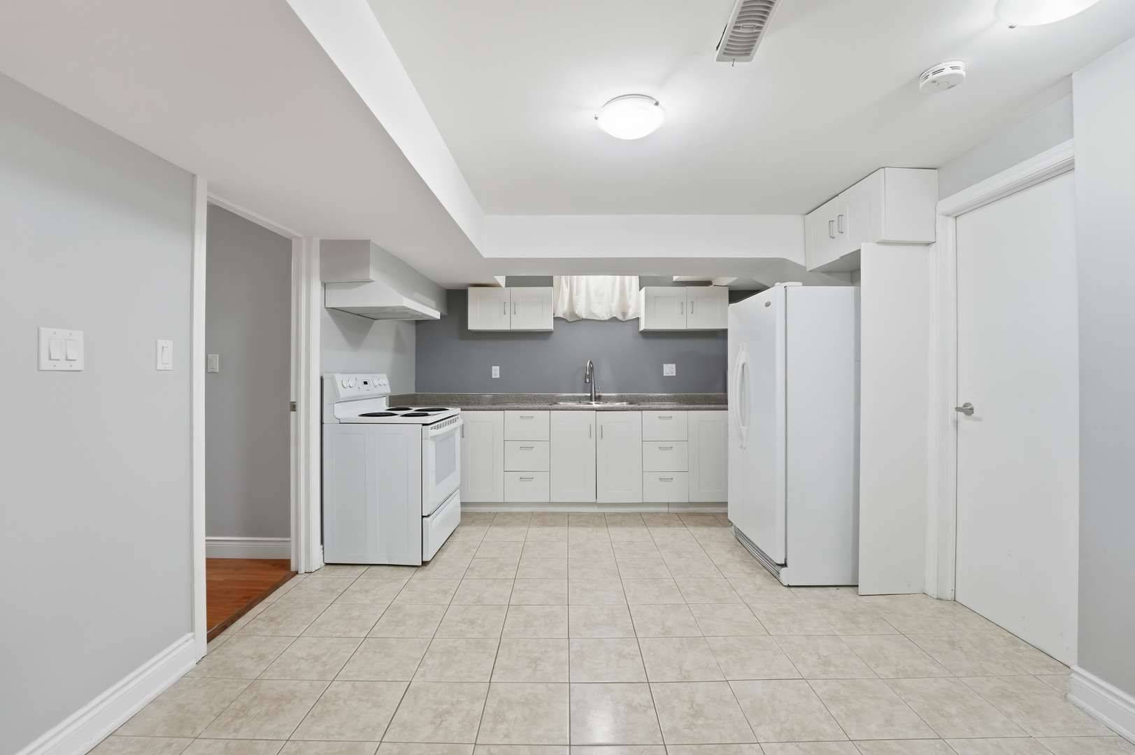 Pickering, ON L1X 0B1,1824 Parkhurst CRES #BSMT