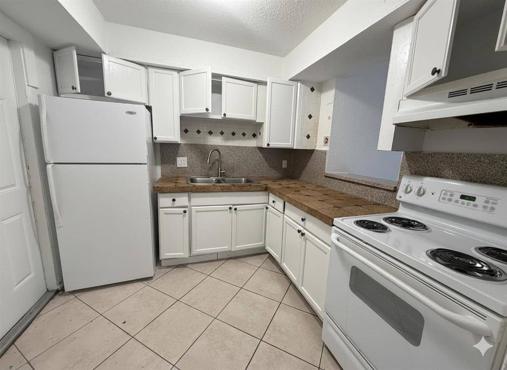 Pompano Beach, FL 33068,7701 SW 10th St #C