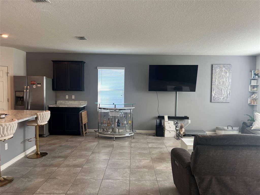 Port St Lucie, FL 34953,692 SW Paar Dr