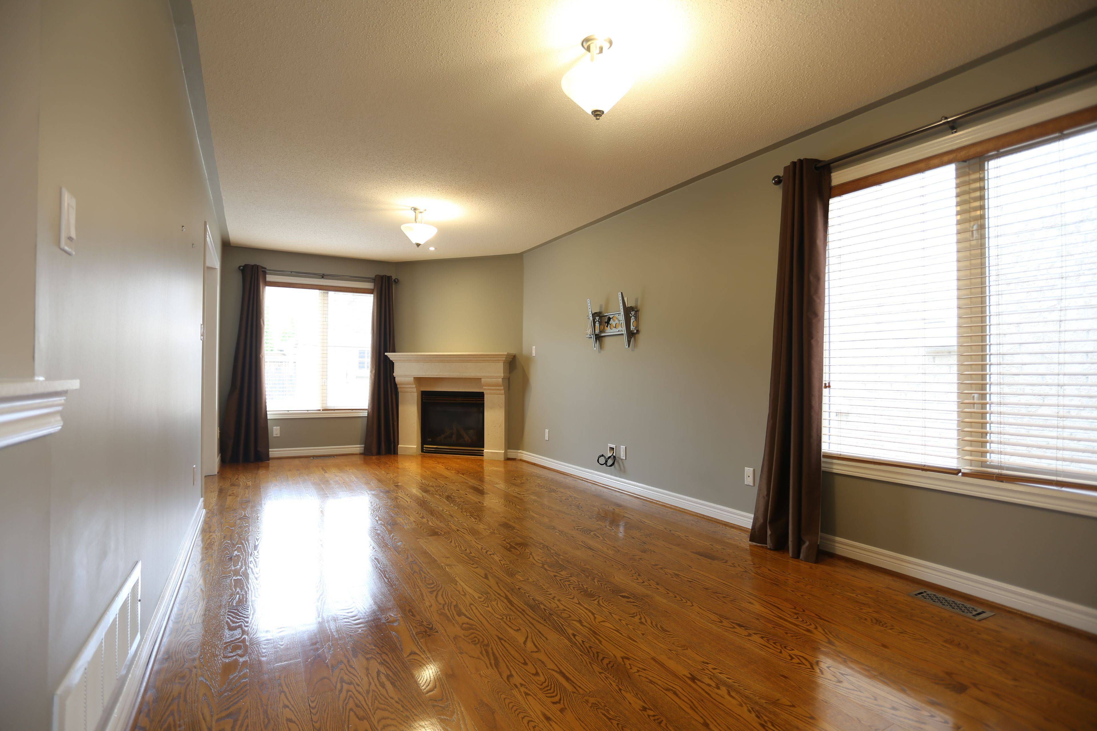 Vaughan, ON L4H 2Z1,343 Vellore AVE