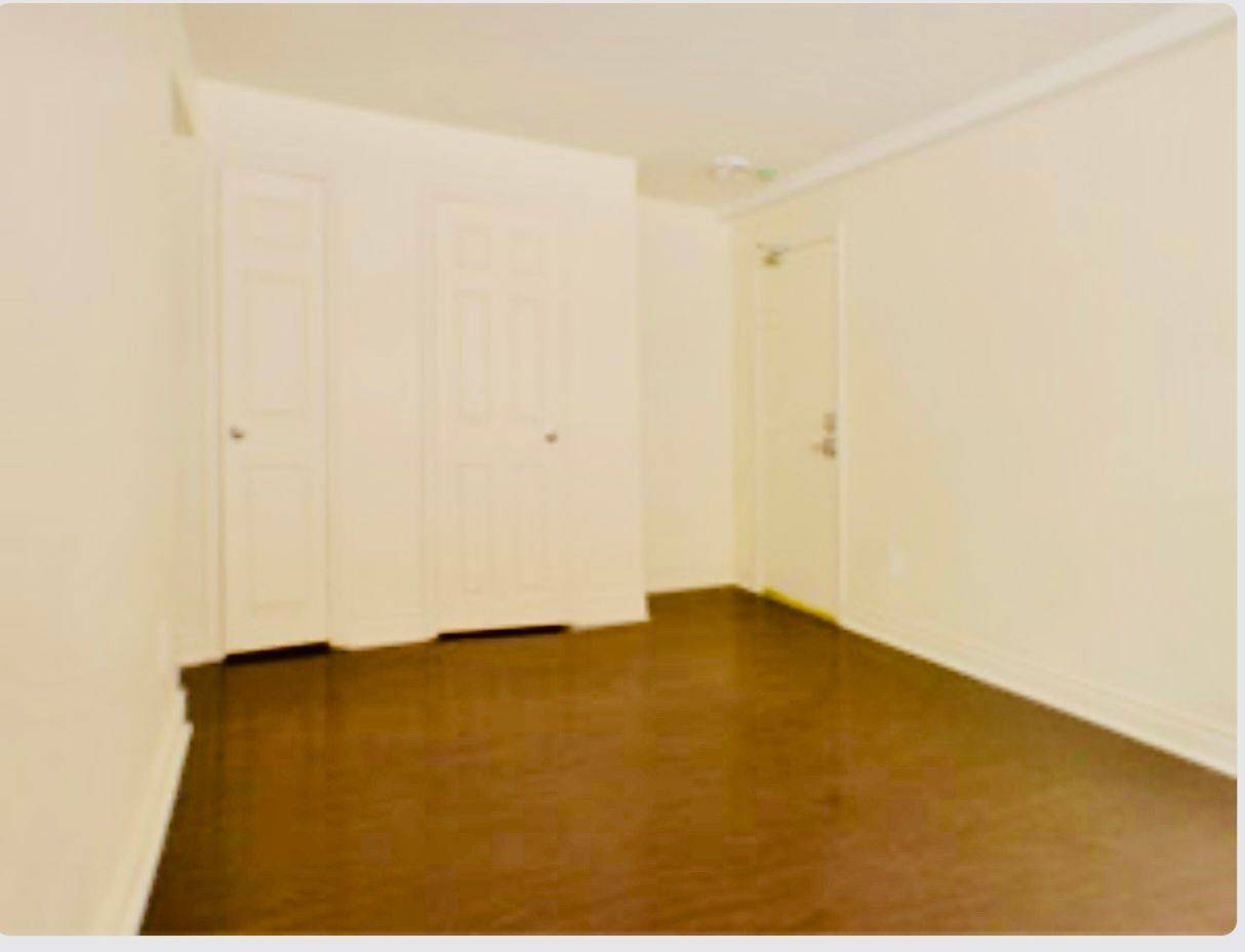 Toronto W06, ON M8Z 1G1,46 Hay AVE #1 bedroom unit