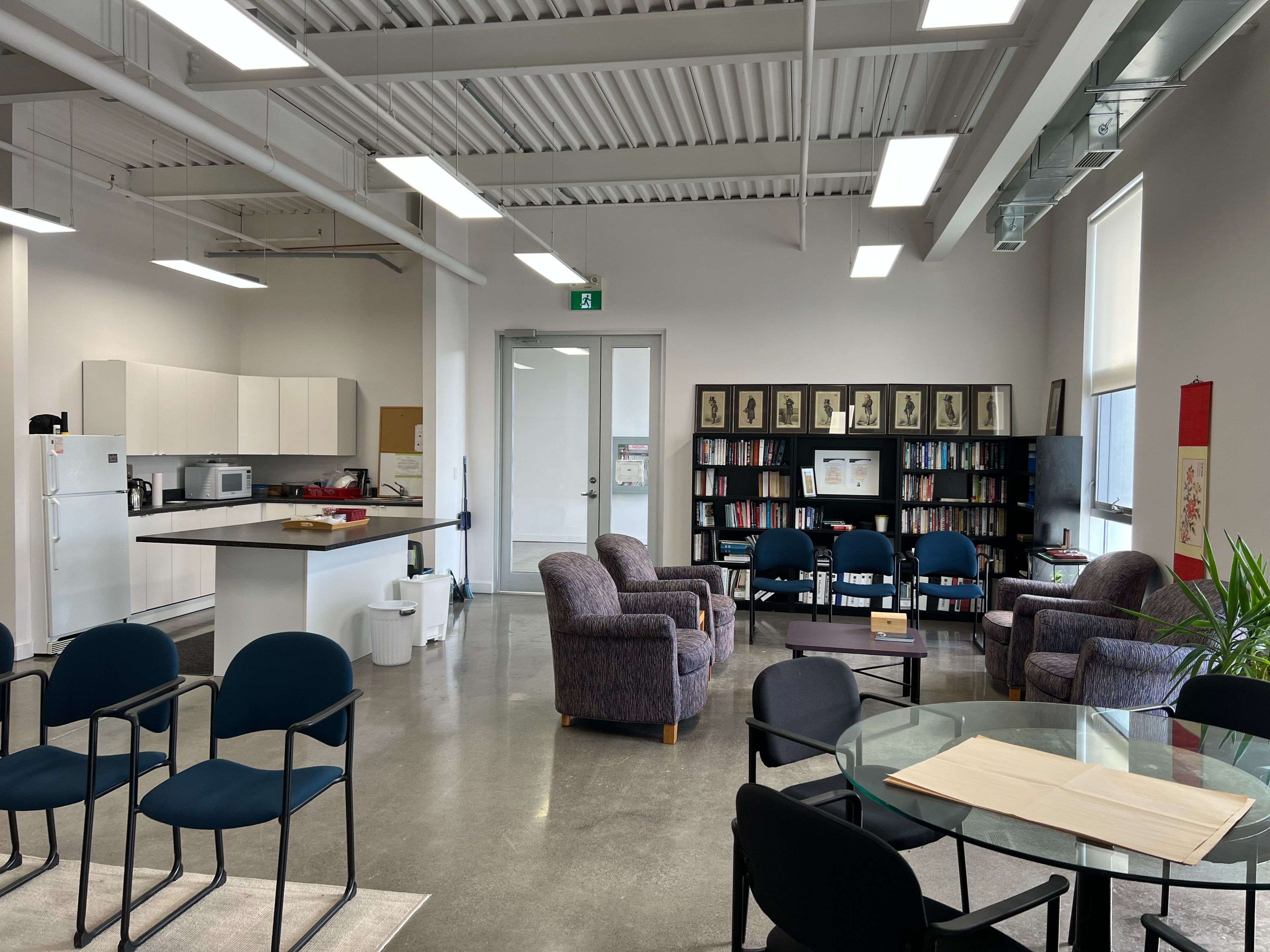 Toronto W03, ON M6N 2J1,501 Alliance AVE #405