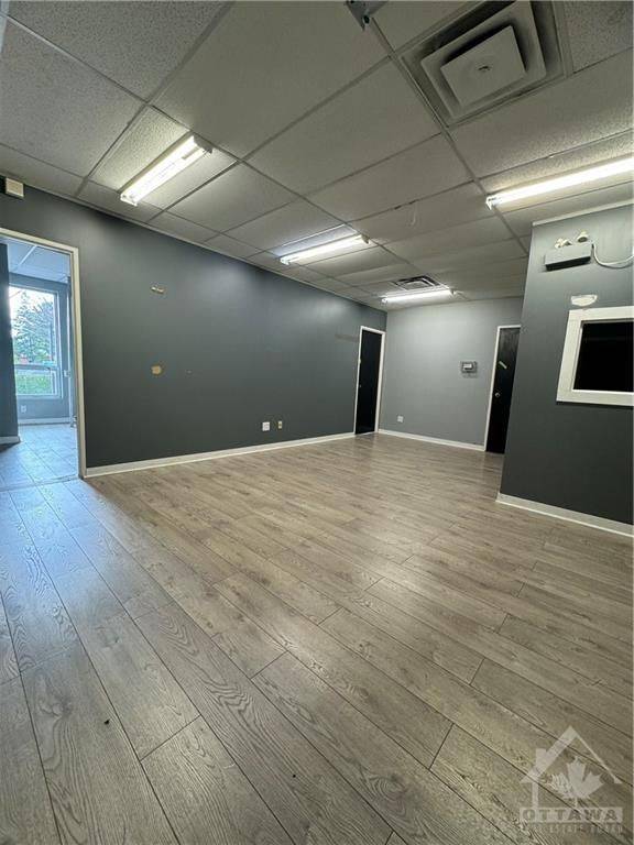 Meadowlands - Crestview And Area, ON K2G 3J6,1510 MERIVALE RD #18-21