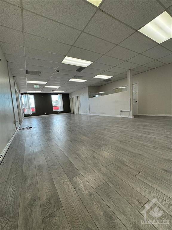 Meadowlands - Crestview And Area, ON K2G 3J6,1510 MERIVALE RD #20 & 21