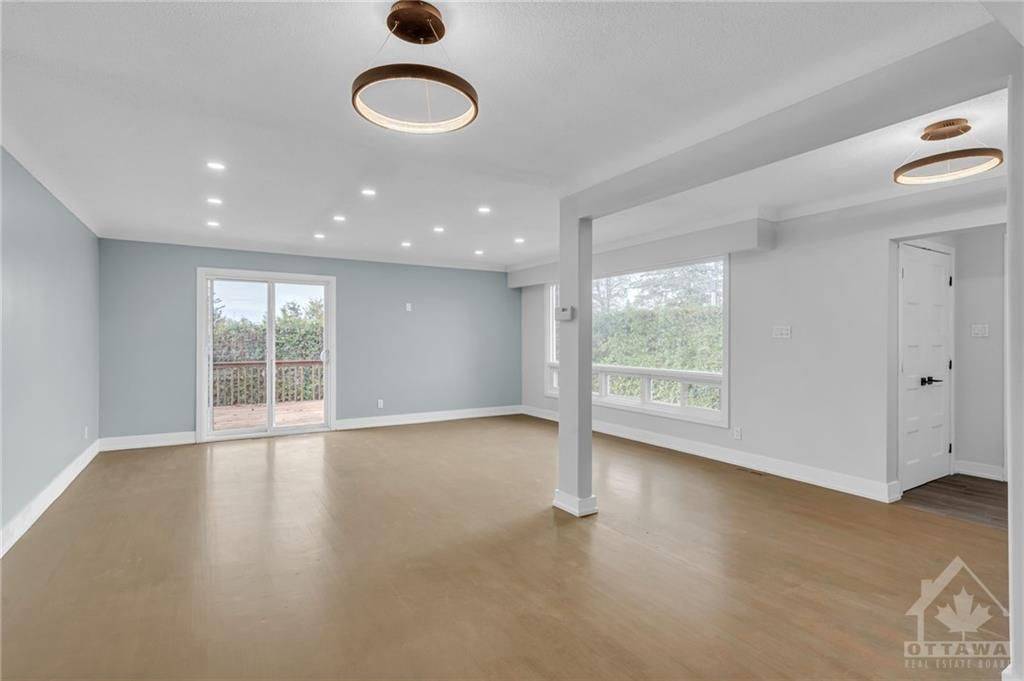 Mckellar Heights - Glabar Park And Area, ON K2A 1L5,2196 Lenester AVE