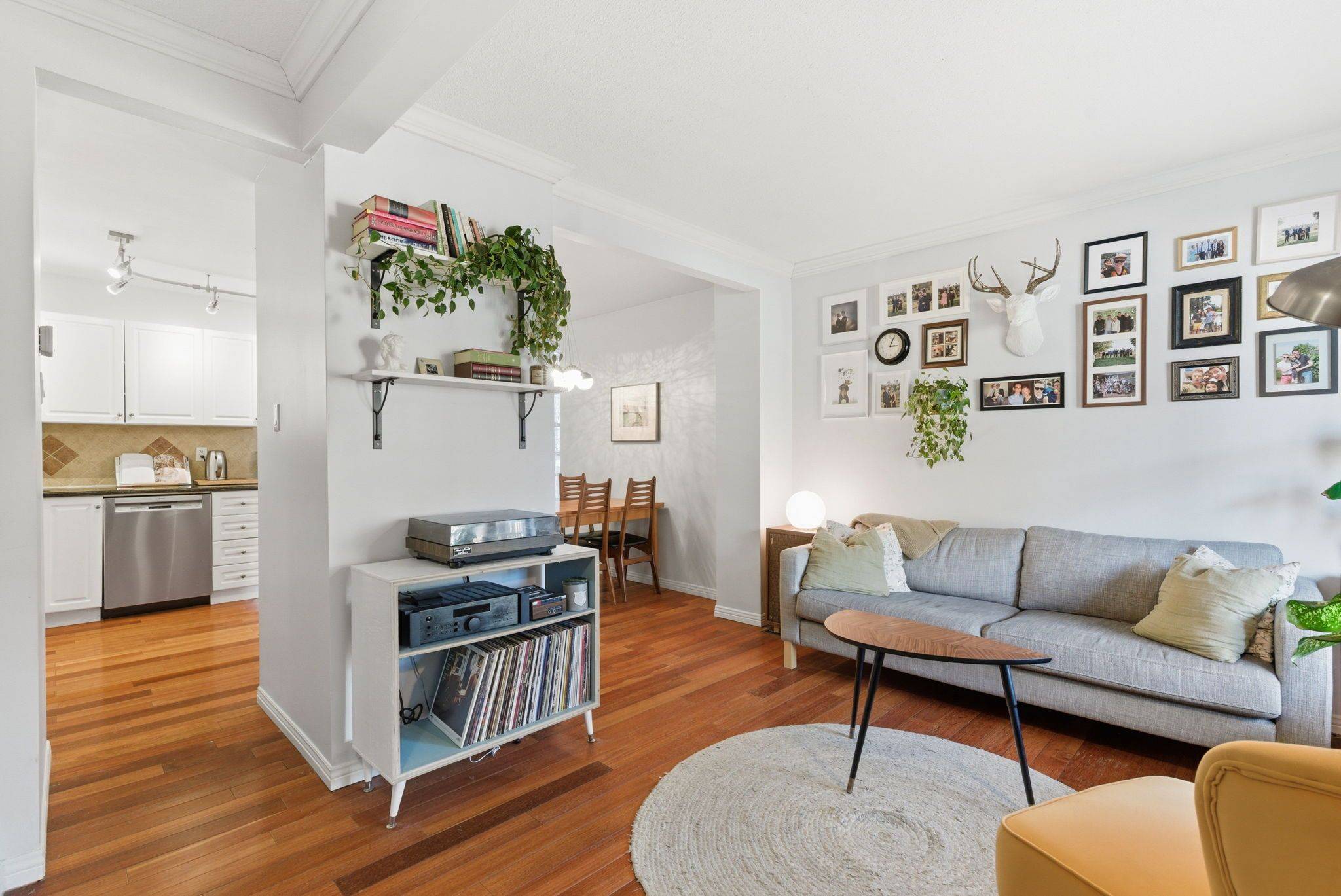 West Centre Town, ON K1R 6Z3,364 Arlington AVE