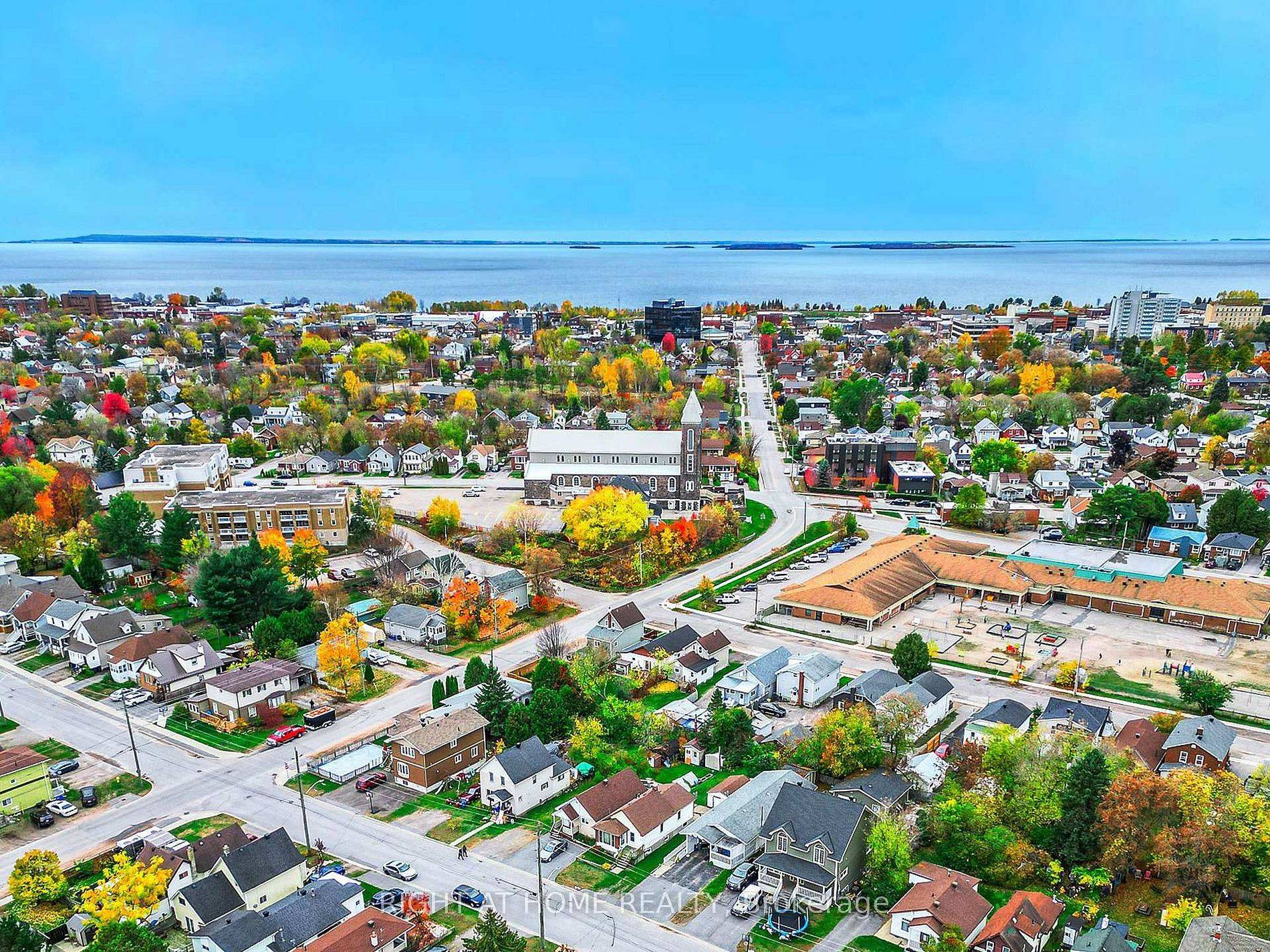 North Bay, ON P1B 1P8,169 Princess ST E