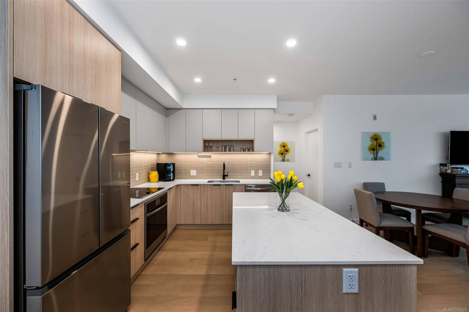 Colwood, BC V9C 0V3,3564A Ryder Hesjedal Way #411