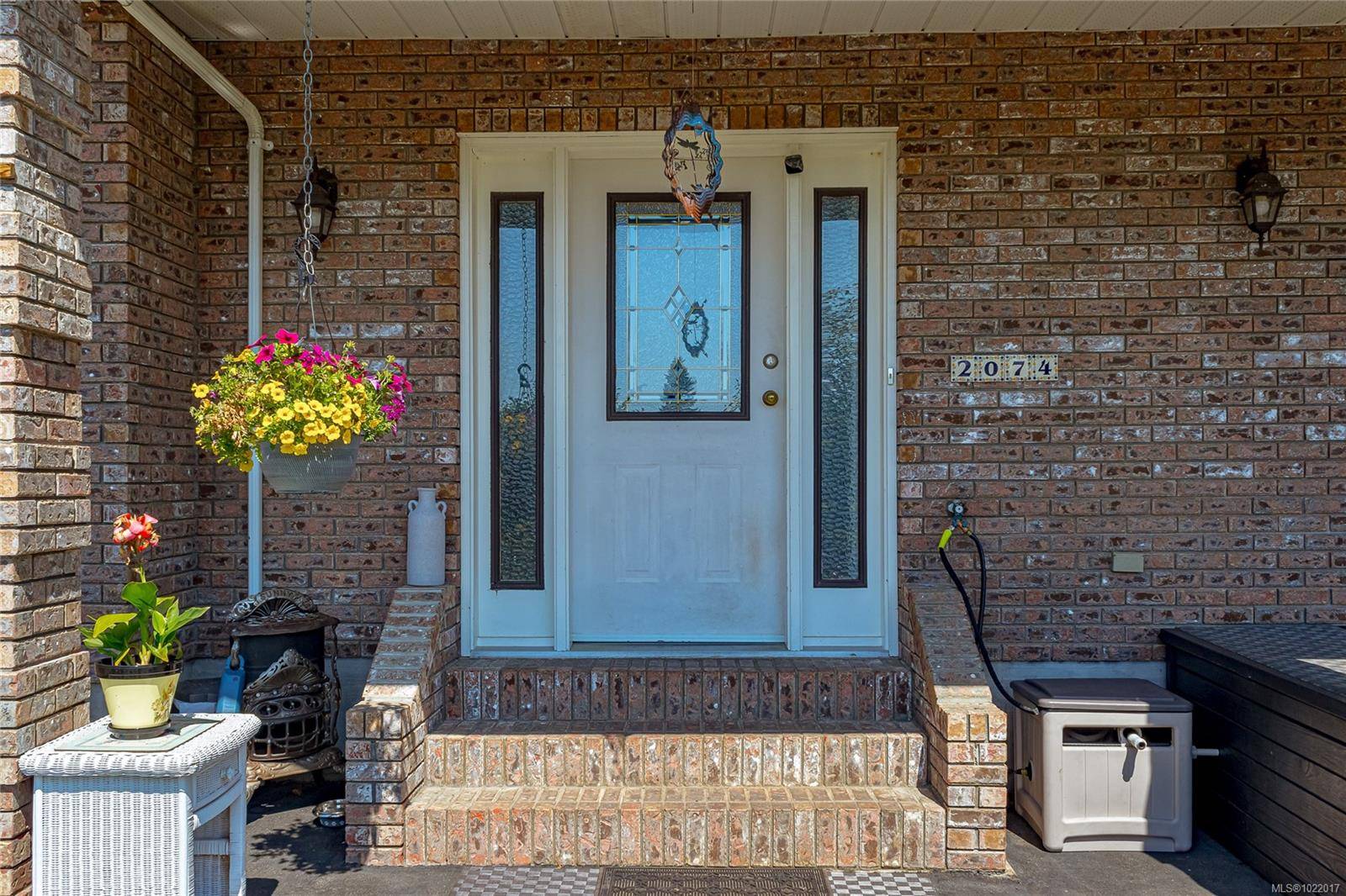 Sooke, BC V9Z 0E6,2074 Ludlow Rd