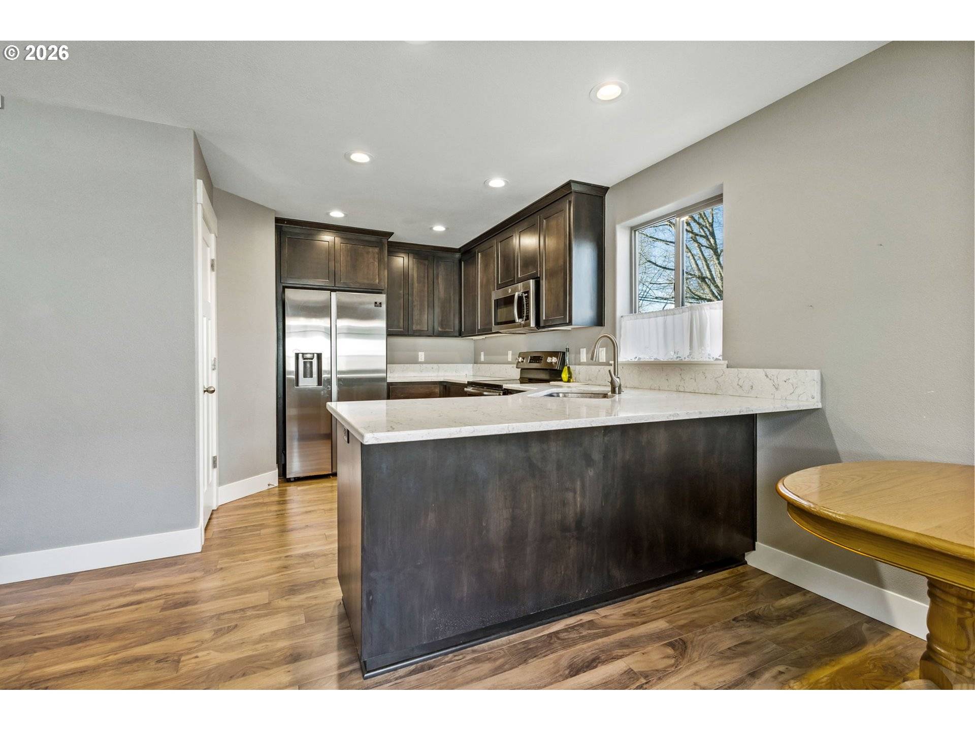 Sweet Home, OR 97386,1075 12TH AVE