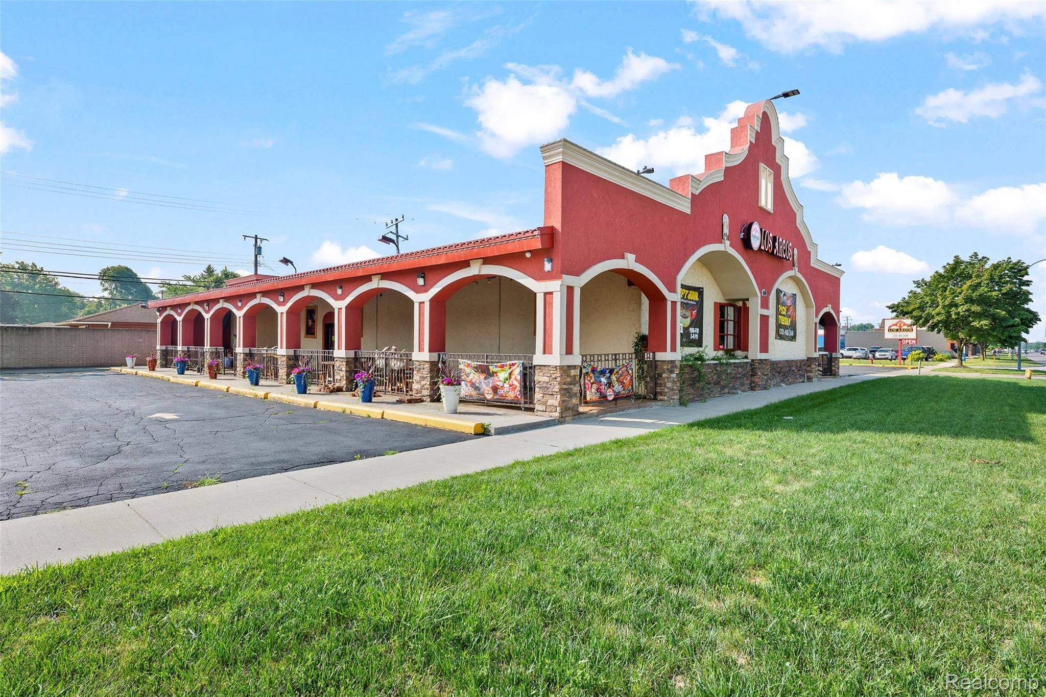 Allen Park, MI 48101,4327 Allen RD