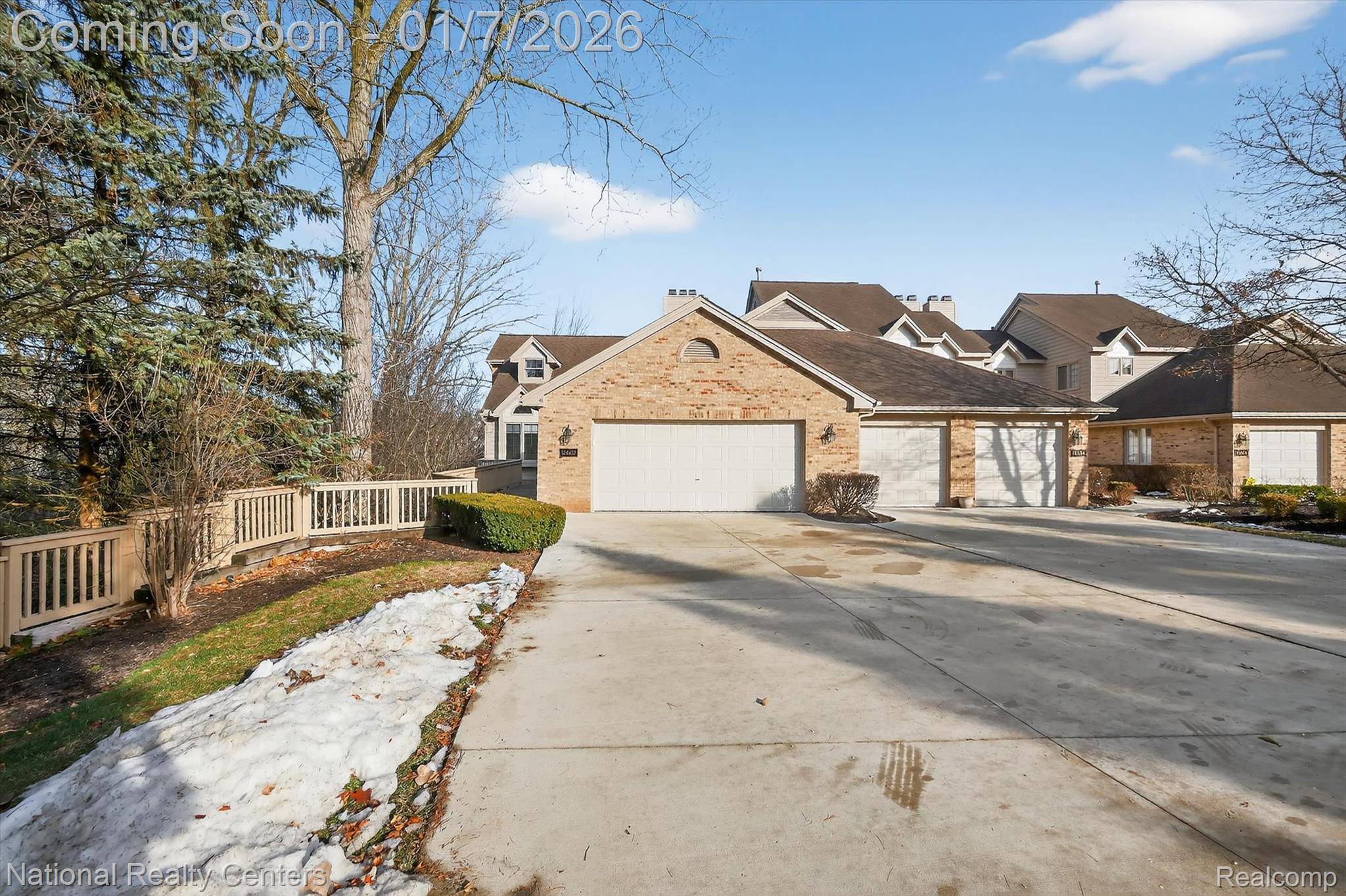 Northville, MI 48168,18600 Blue Heron Dr W