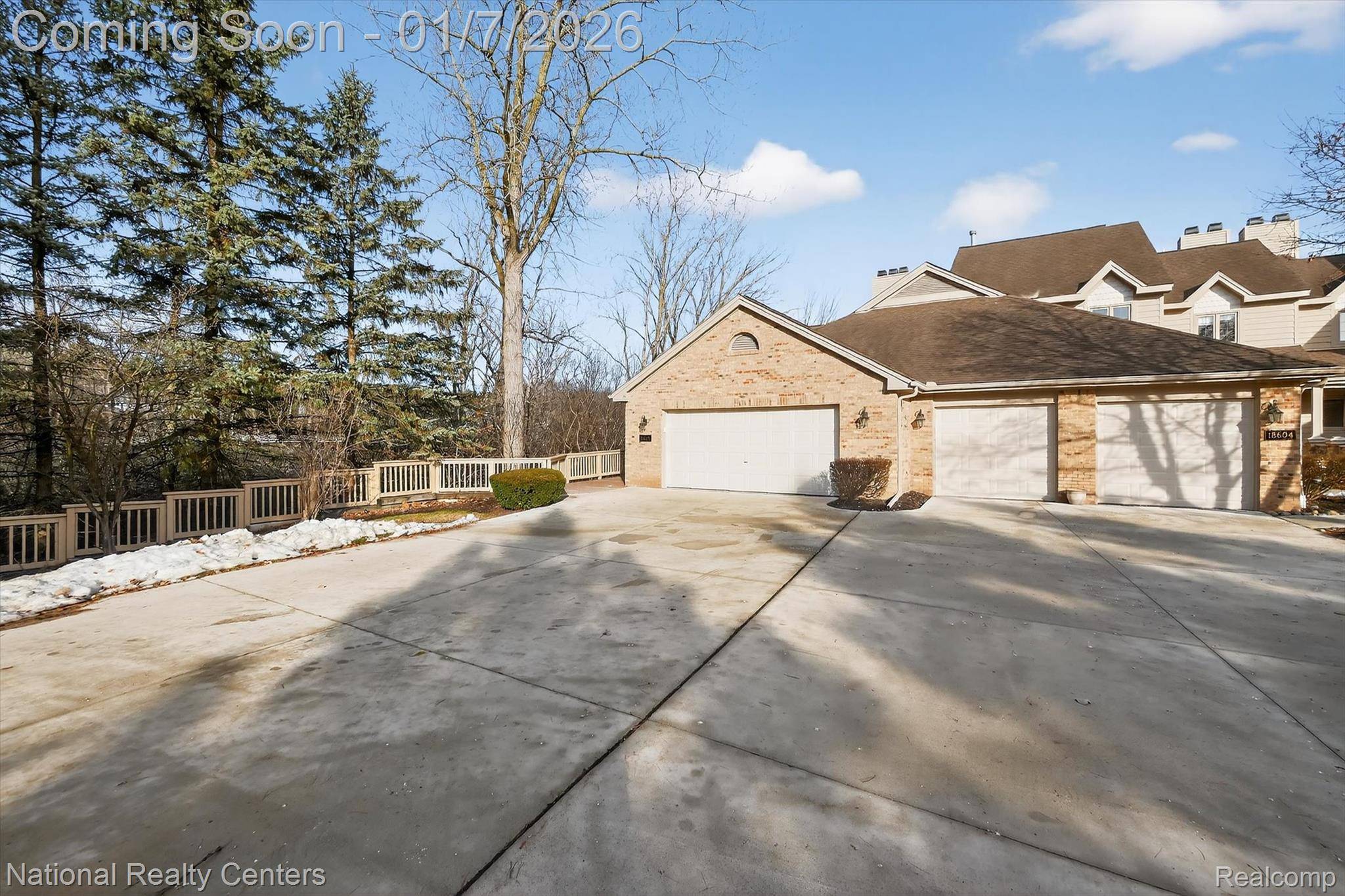 Northville, MI 48168,18600 Blue Heron Dr W