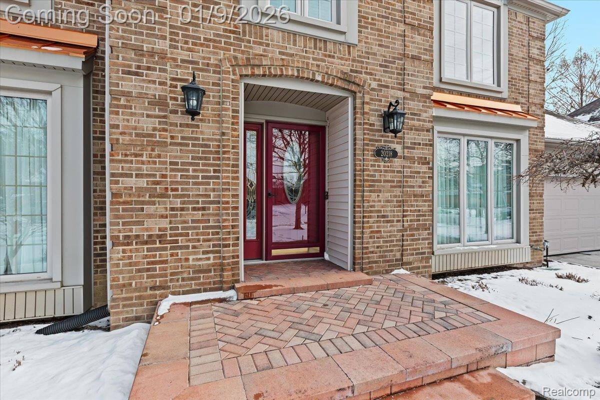 Livonia, MI 48152,20218 Edgewood AVE