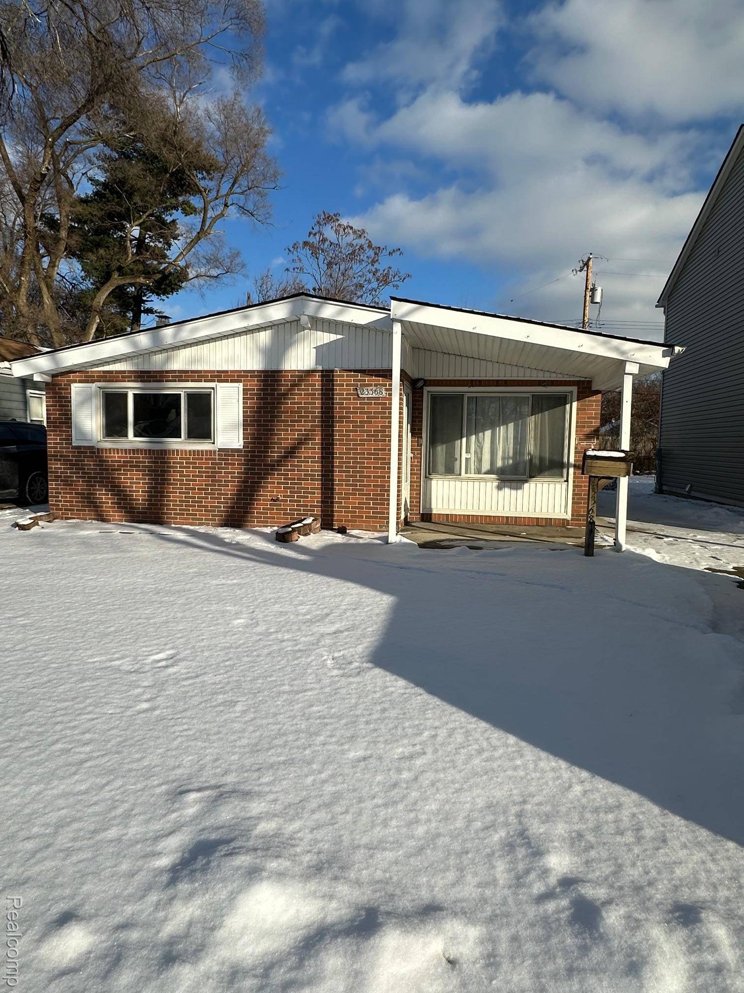 Hazel Park, MI 48030,23368 Tawas AVE