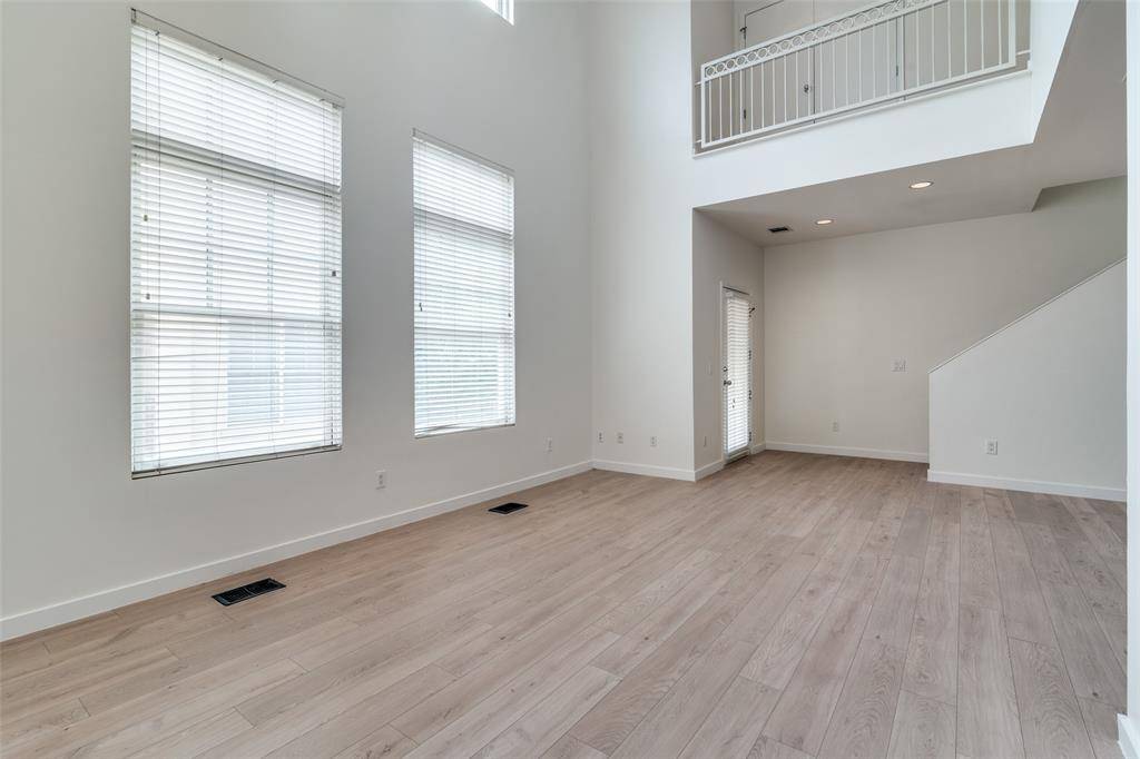 Dallas, TX 75204,3251 Cambrick Street #13