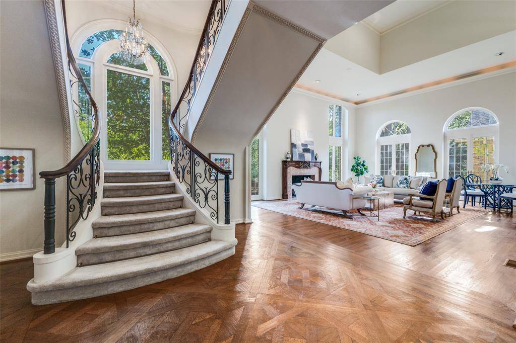 Dallas, TX 75225,7740 Glen Albens Circle