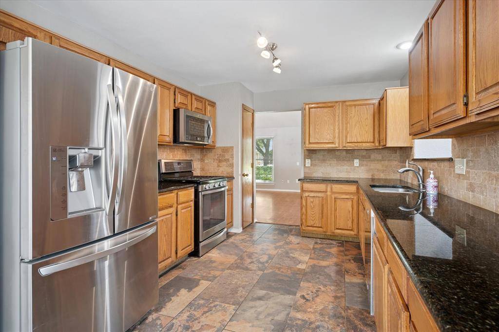 Carrollton, TX 75010,2027 Lavaca Trail