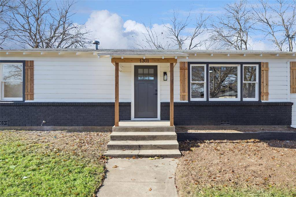 Cleburne, TX 76033,1301 N Douglas Avenue