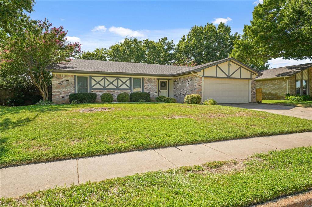 Bedford, TX 76021,2917 Highgate Lane