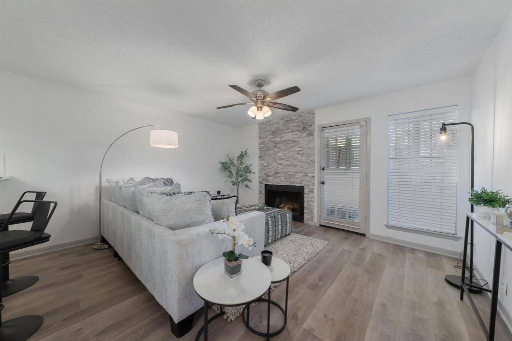 Dallas, TX 75248,5981 Arapaho Road #305